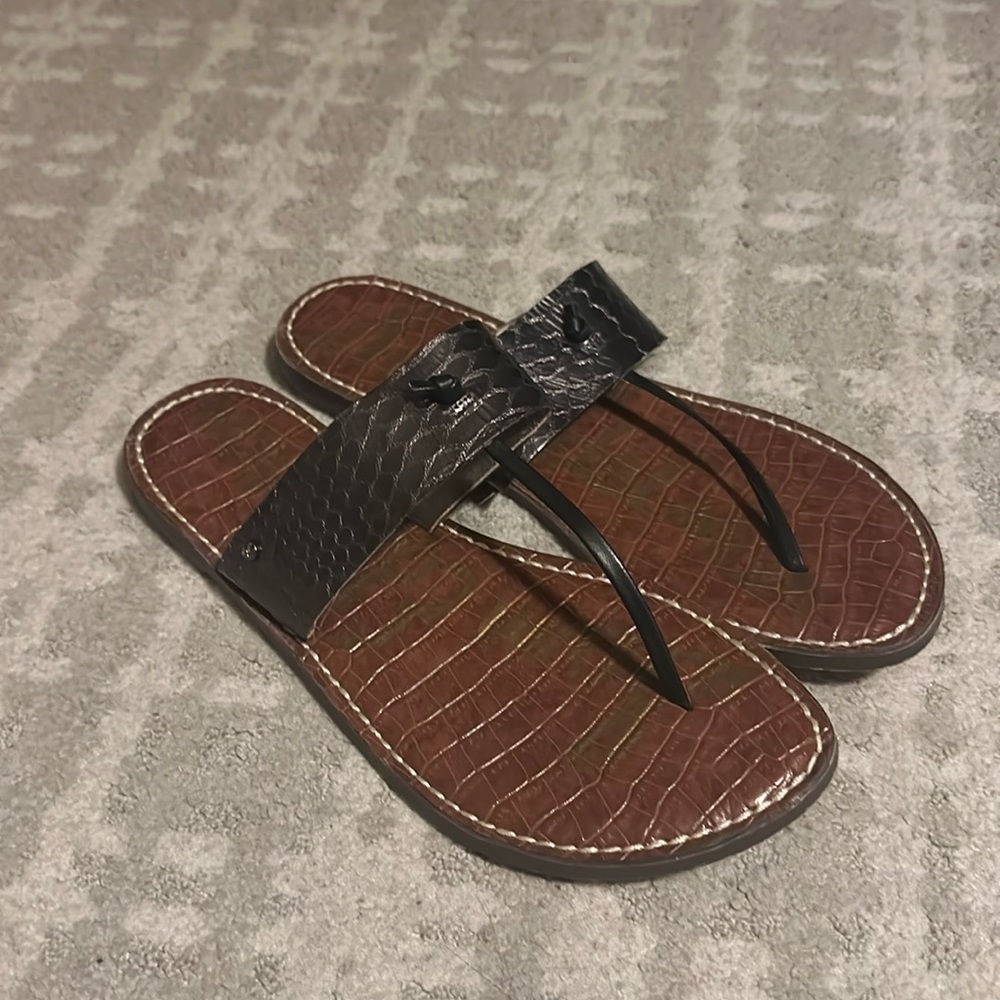 Sam Edelman size 9 dark gray metallic sandals barely worn